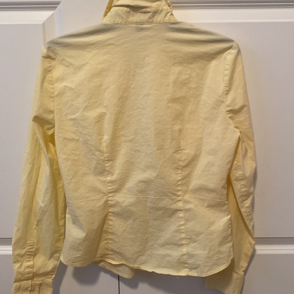Hilfiger yellow button down womens shirt size 10 never worn - Picture 4 of 5